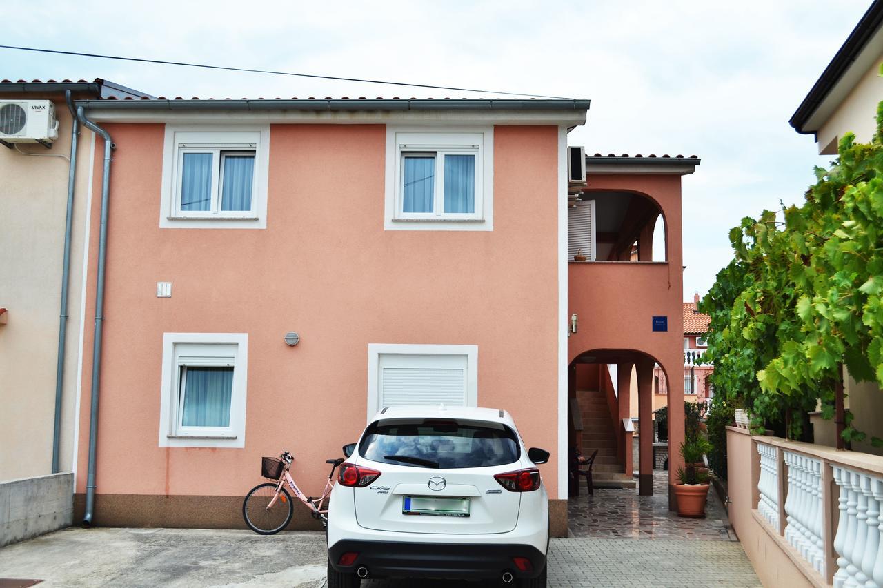 Apartments Milka Vodice Exterior foto